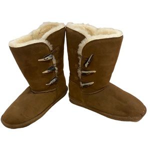 BearPaw size 8 women’s boots